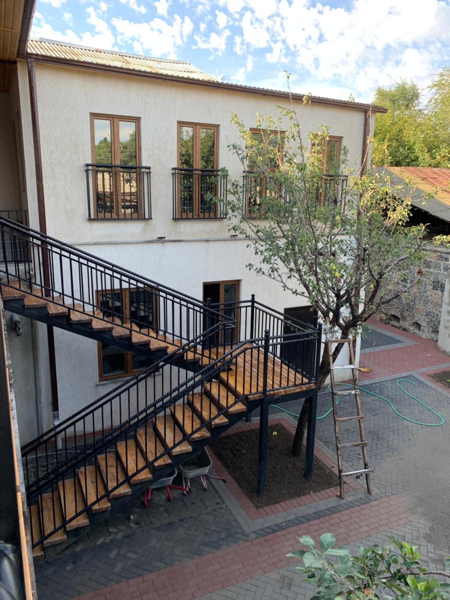 Nur Guest House Giumri Zewnętrze zdjęcie